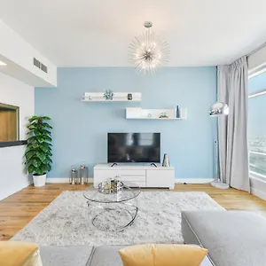 https://lofts-downtown-luxury-5-min-walk-to-dubai-fountain.sharjah-hotels.com